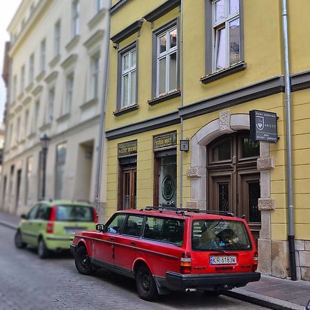 Pokoje Goscinne Victoria Krakau Buitenkant foto